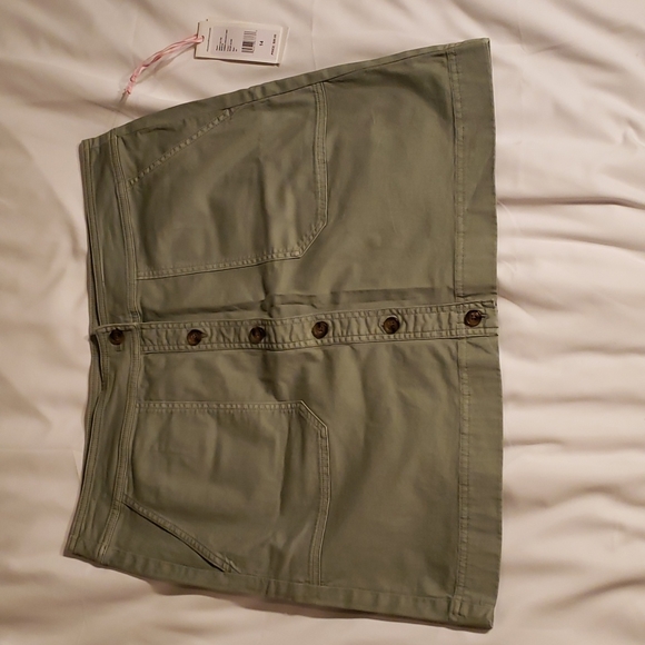 Vineyard Vines Utility Skirt Olive- 14 - Picture 1 of 3